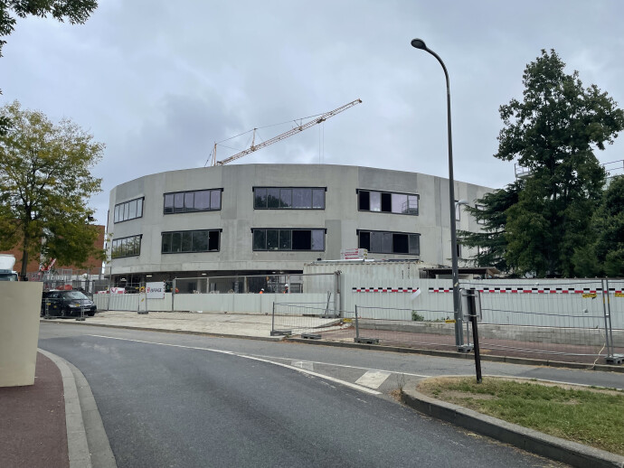 La fin des travaux de gros œuvre.