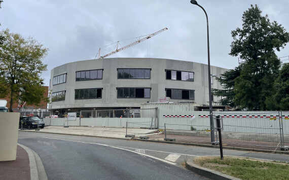 La fin des travaux de gros œuvre.