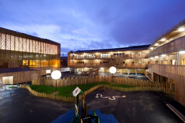 Casarès Doisneau intercommunal school complex