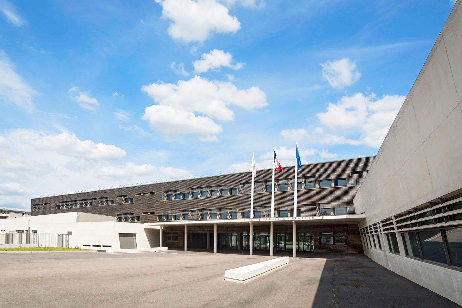 Lycée Jules HardouinMansart SaintCyrl'École (78)